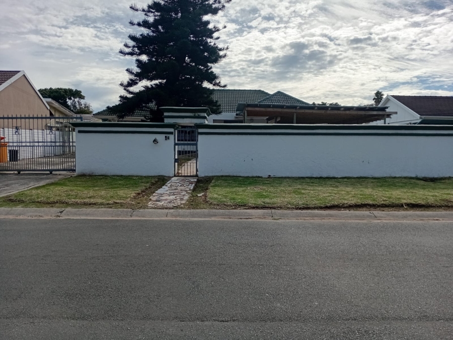 3 Bedroom Property for Sale in Sunnyridge Eastern Cape